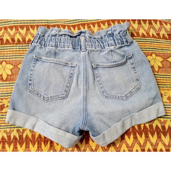 Hollister Ultra High Rise Mom Shorts Vintage Stretch Light Wash 3" Denim SZ 1 - Picture 3 of 9